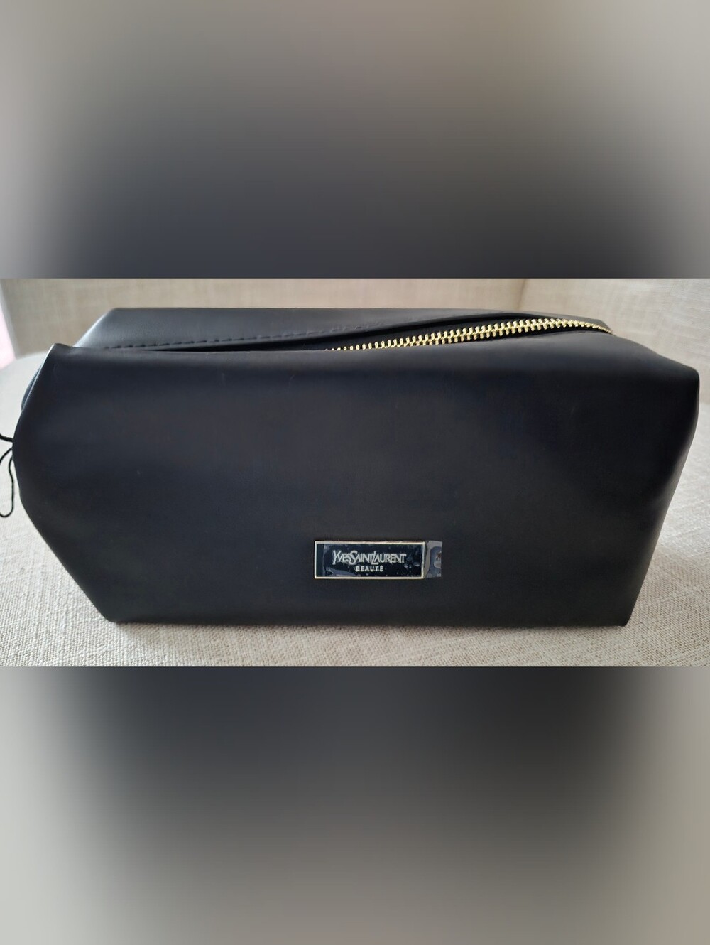 Yves Saint Laurent Beaute YSL Black Cosmetic Bag Makeup Pouch Gold Hardware - Picture 3 of 8